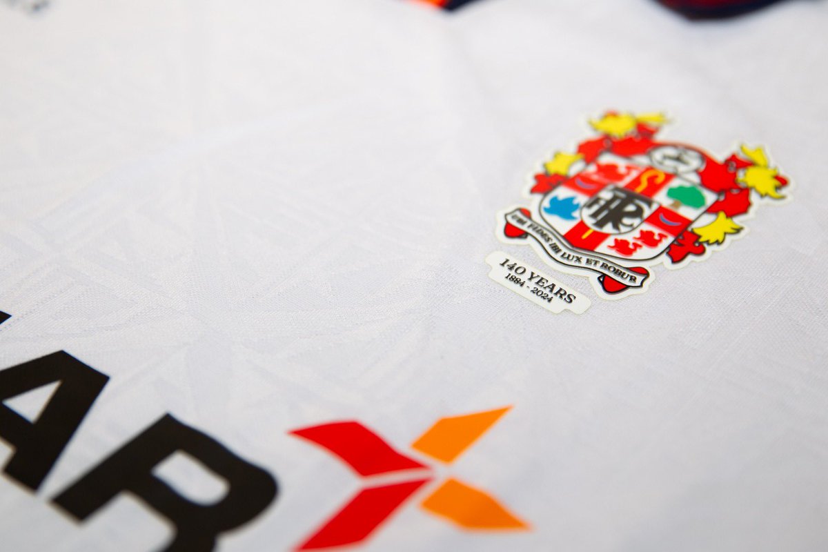 TranmereRovers's tweet photo. 👀 A close look at the finer details of this year’s 140-year anniversary home kit.

Full reveal 10.06.2024

#TRFC #SWA https://t.co/XXIRP4J30o