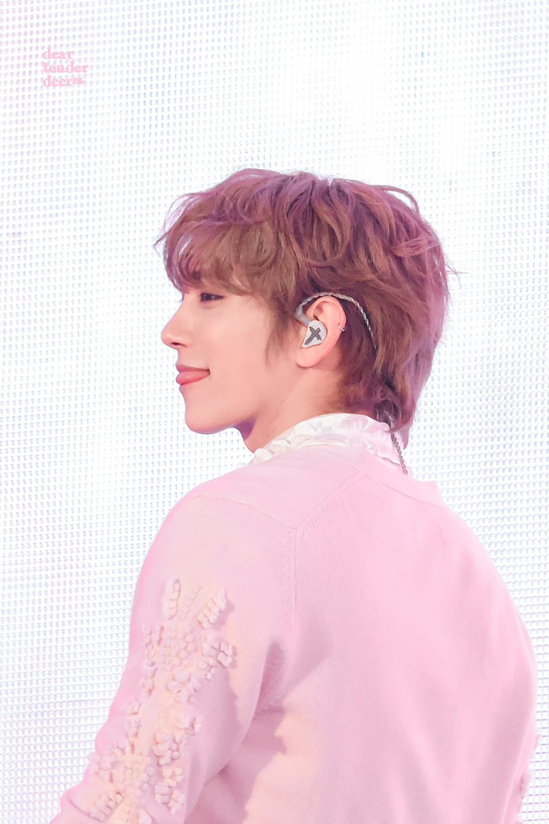 240330 
🎀🧸

#조슈아 #ジョシュア #홍지수
#洪知秀  #JOSHUA 
#SEVENTEEN #세븐틴