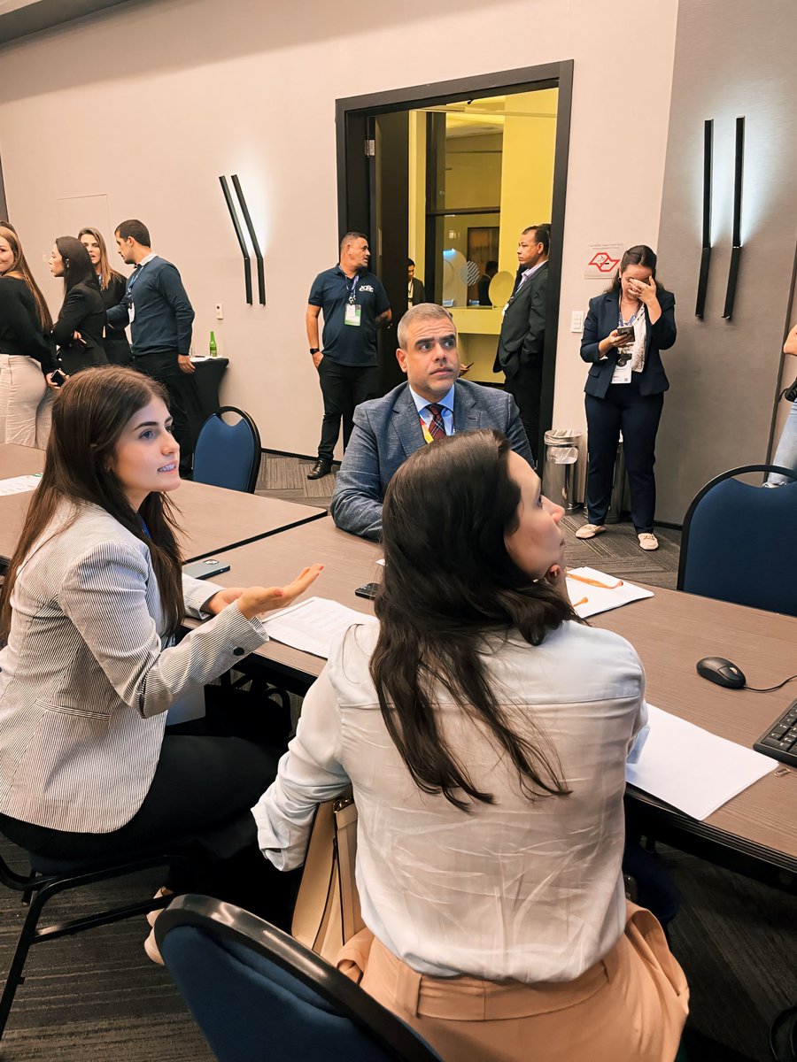 lbncbma's tweet photo. 📍 EndoGlobal Symposium 2024, São Paulo - Brasil #endovascularsurgery #PTA #criticallimbIschemia #thinkaorta  #medtwitter #aneurysm #endolaser https://t.co/wsw687UnnA