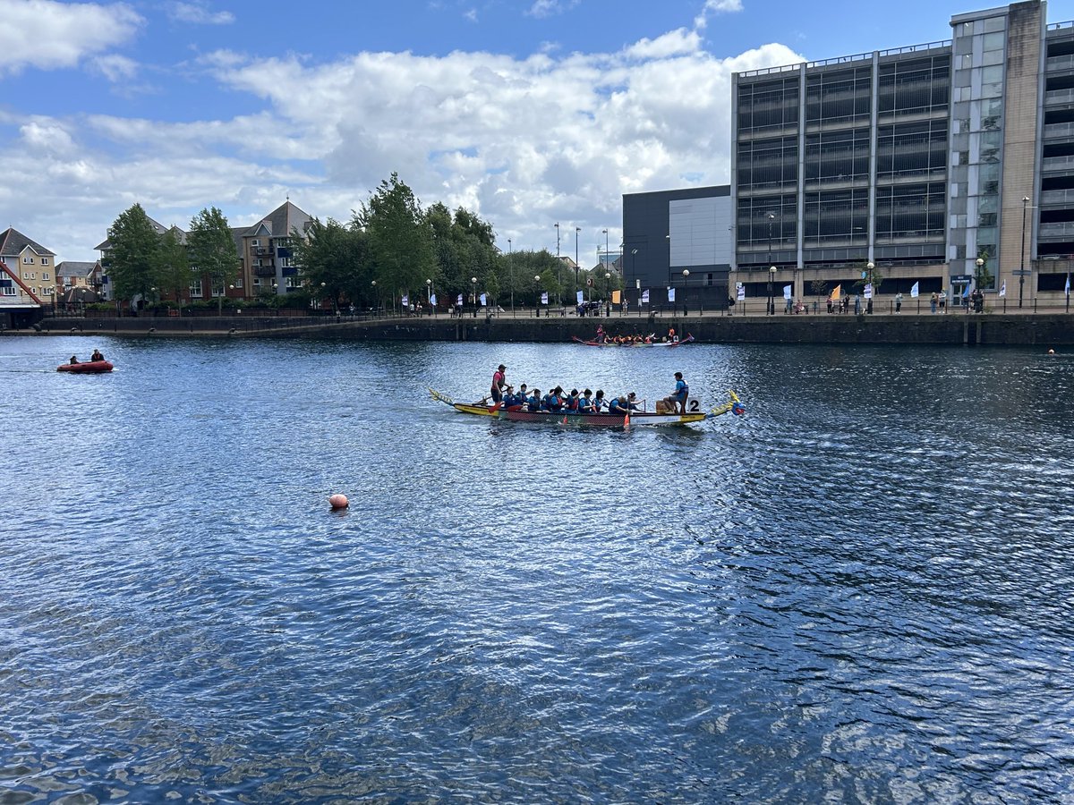 44ian's tweet photo. Big race day today and the weather is looking good, get down to Salford quays for the Chinese dragon boat festival It’s @NorthernCareAlliance #RoyalOldhamHospital https://t.co/8Hr6iW76vc