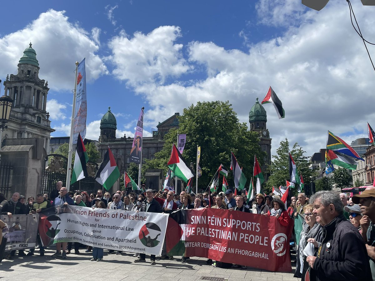aljamal_wafa's tweet photo. Marking🇵🇸 the #NaksaDay in #Belfast. The Israeli atrocities have not started on 7th October
#GazaGenocide‌ 
#CeasefireForGazaNOW https://t.co/zAh1GfsMgk