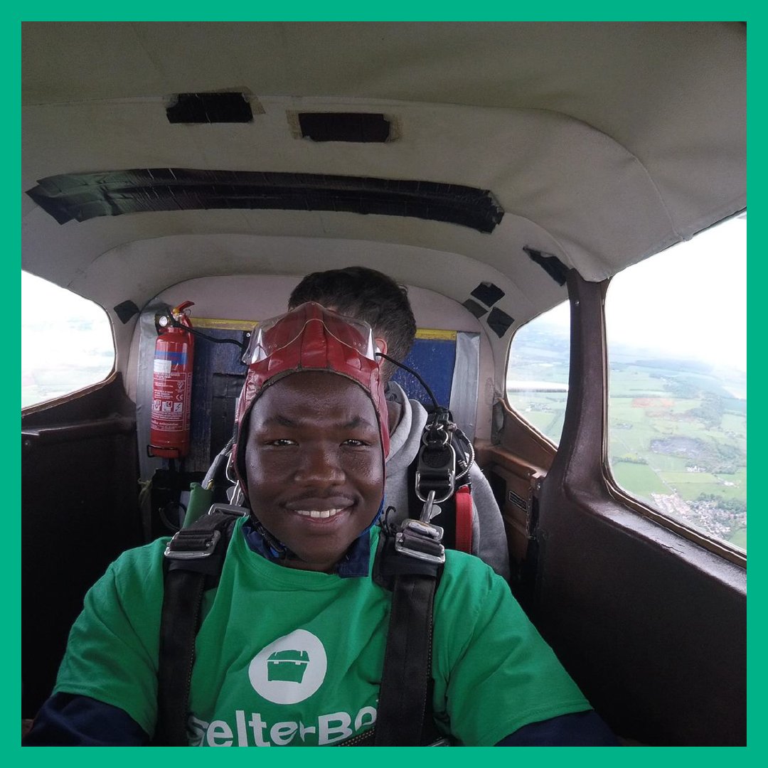 🪂🎂 Rabee, a young man from Sudan whose family we supported, celebrated his 18th birthday by skydiving to raise money for ShelterBox!

Now living in Stirlingshire with his foster carer Fiona, you can support Rabee's fundraiser by visiting bit.ly/3RgauM5.