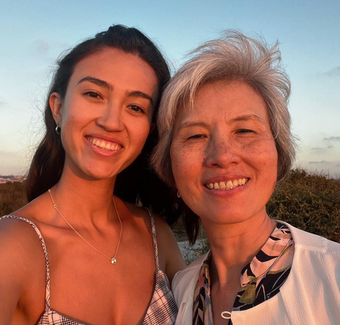 PulseOfUkraine's tweet image. 🇮🇱🇮🇱🇮🇱 Ноа вернулась домой. 

Успеет попрощаться с матерью, которая находиться в терминальной стадии онкологии.

Кошмар плена закончился. Для неё.

Что то в глаз попало….

#HaimComment