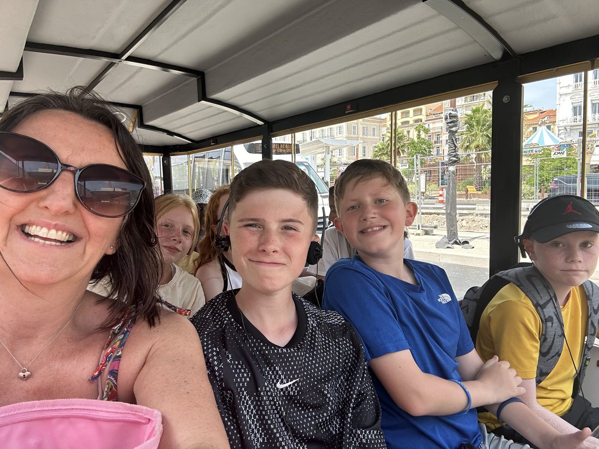 Clyde_Eco tweet media