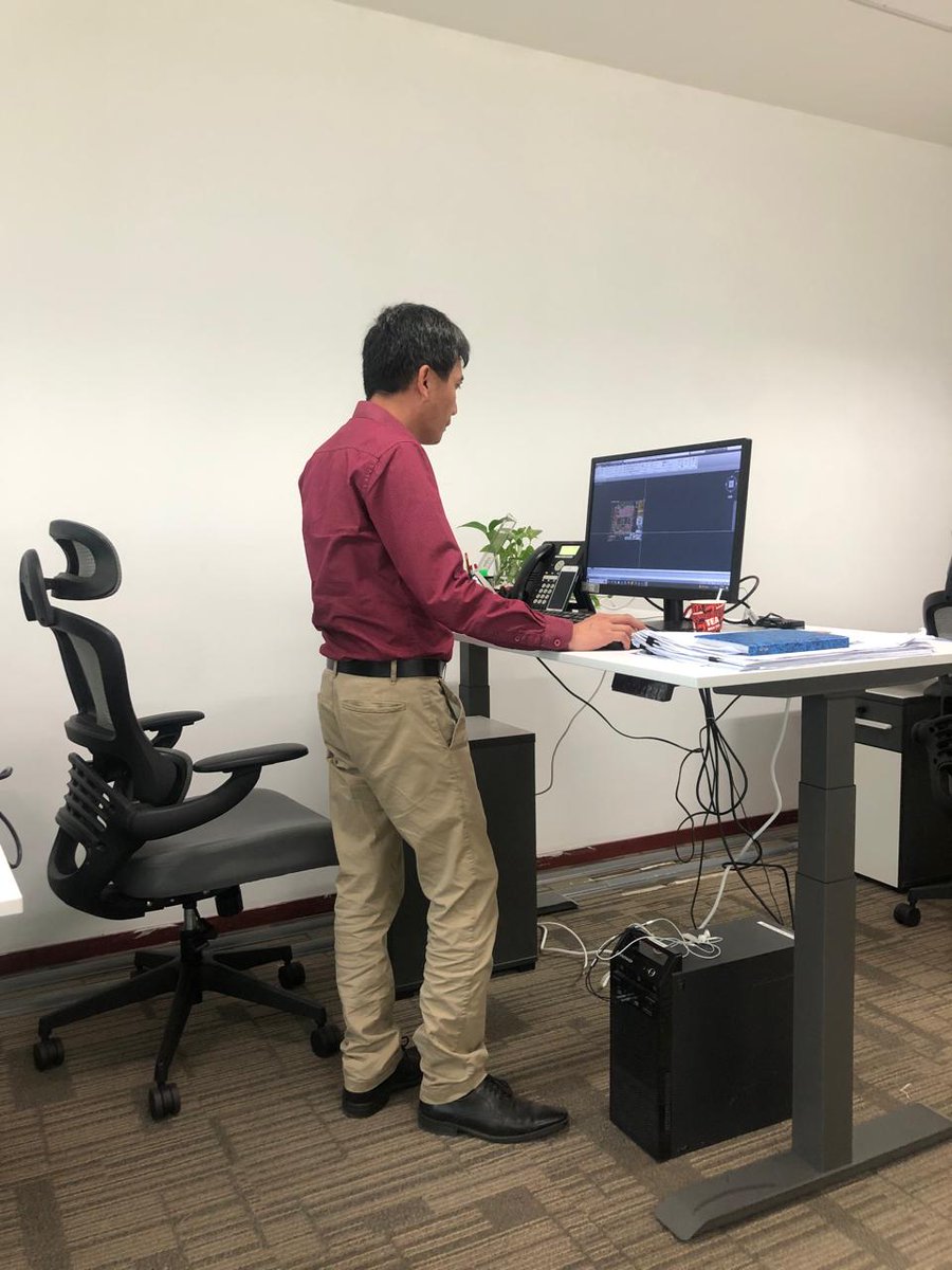 SVisionbuilders's tweet photo. "Decision help us start; Discipline help us finish" John C. Maxwell  

adjustable worktable which can be a good investment in offices with stagnant seating related work. You can seat and at the same time you can stand.  

#innovation #adjustable #workstation https://t.co/YdyIEcnDGs