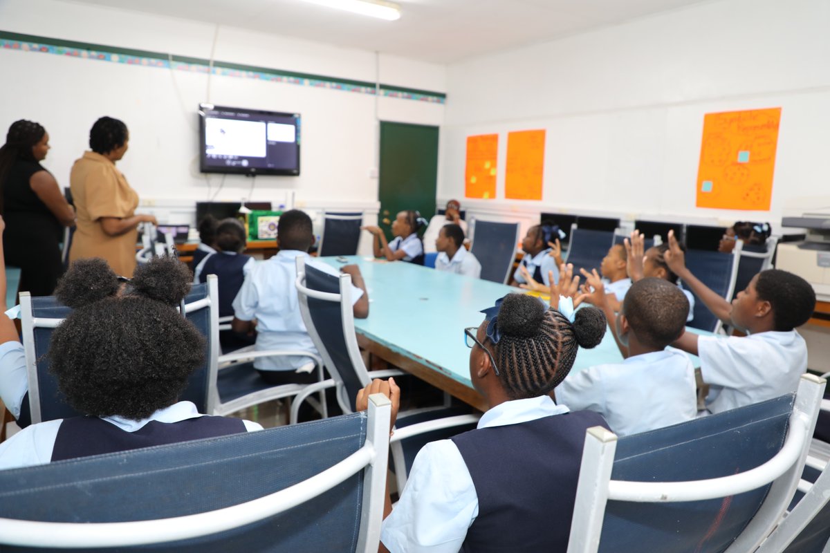 oecscommission's tweet photo. 📚✨ Our next stops were Gordon &amp; Walcott Memorial School with the reigning Miss OECS, and finally, La Croix Maingot Combined School and we loved connecting with these bright young minds! 🌟 #OECS43 #OECSDay https://t.co/m5Jwg0TYVJ
