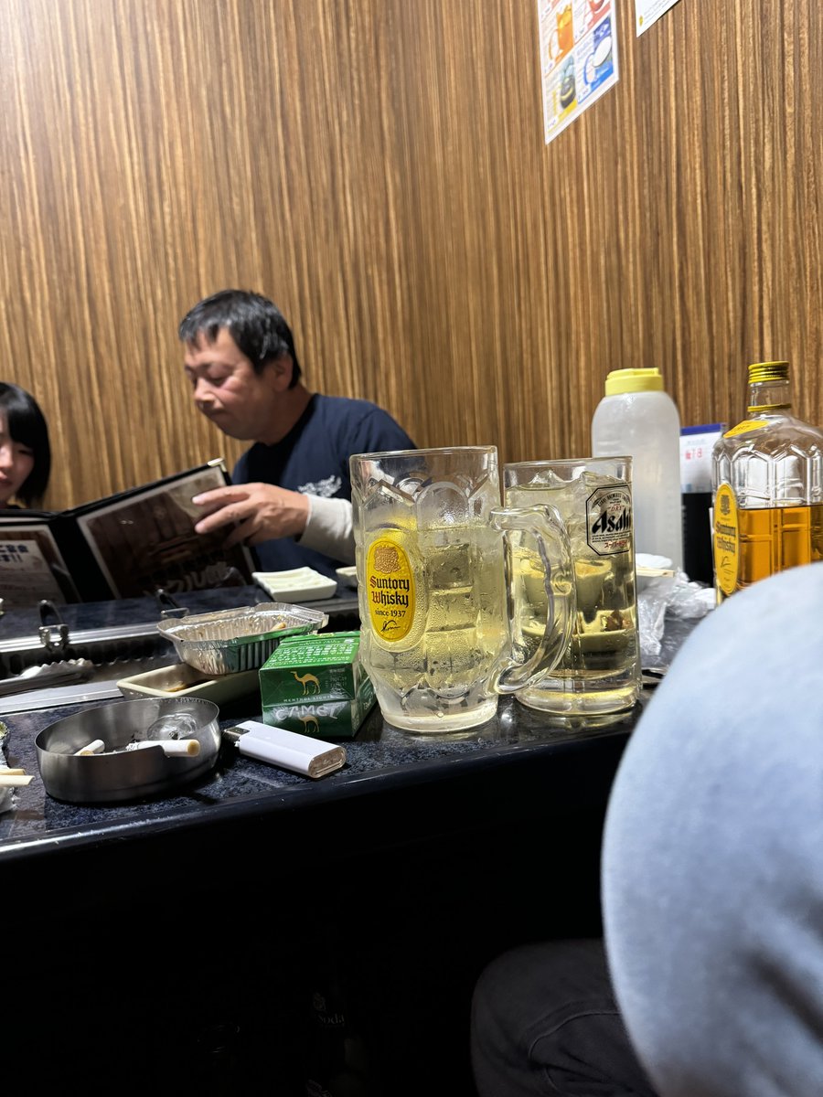 miwa_045's tweet photo. 板井さんにお酒を作る社長🫣

久々に緊張する姿を見た

夢だったらしいw https://t.co/ii198lyd5b