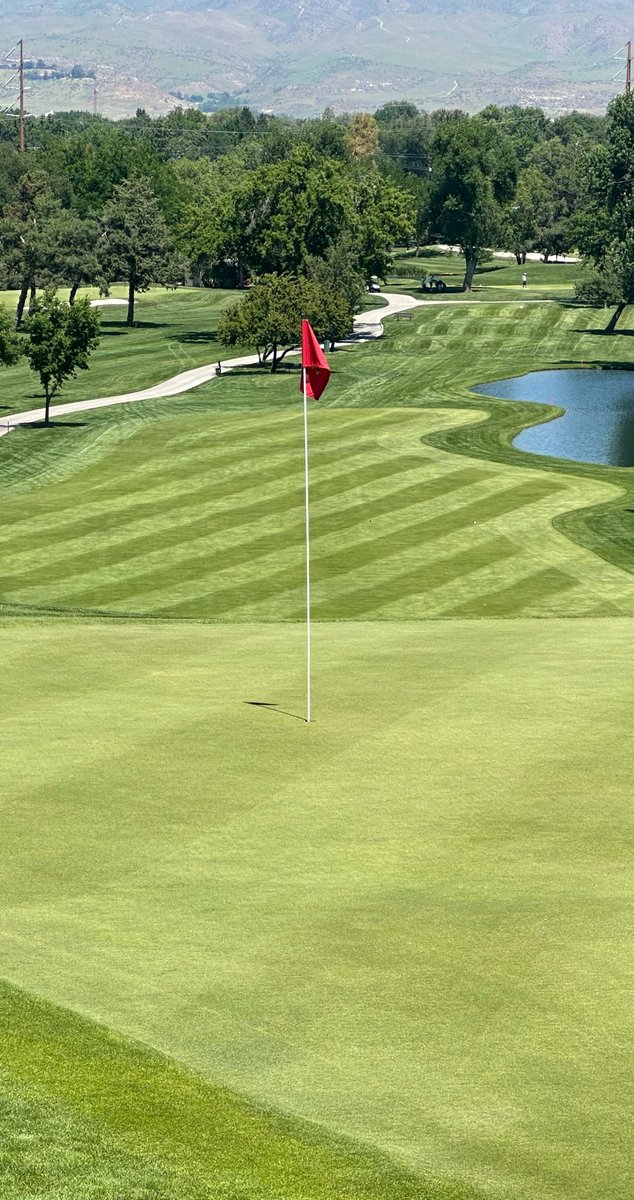 brijon5555's tweet photo. @mattgourlaycgcs and the #turfteam putting on a STRIPESHOW as we get ready for our Men’s Invitational next week at The Crest. https://t.co/bJysDH3Imb