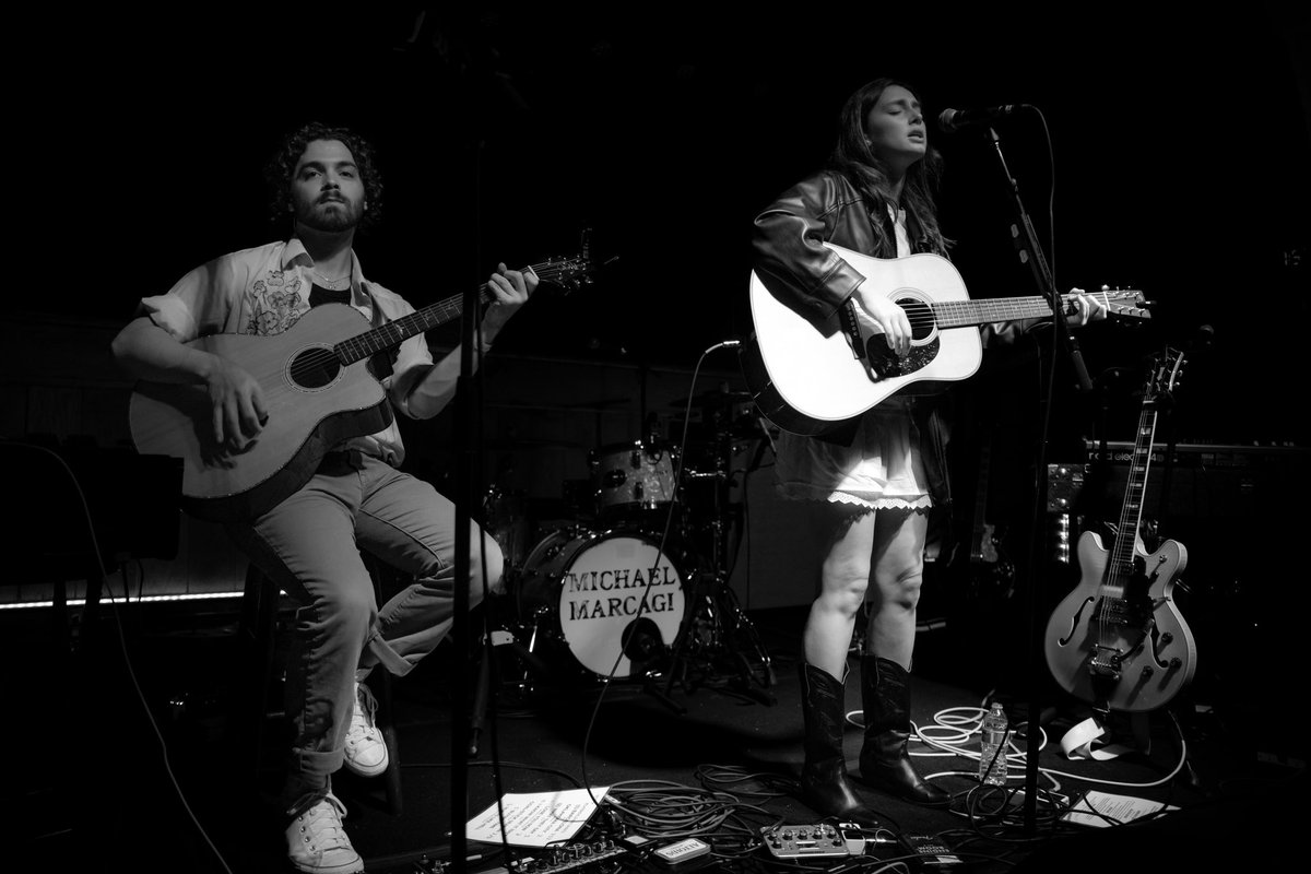 Live Recap: <a href="/Michaelmarcagi/">Michael Marcagi</a> packed the house at Schubas on Monday night, bringing his illustrative storytelling to life with his full band. Check out the tull recap, including support trom Lily Fitts here: anchrmagazine.com/gigswedig/2024…