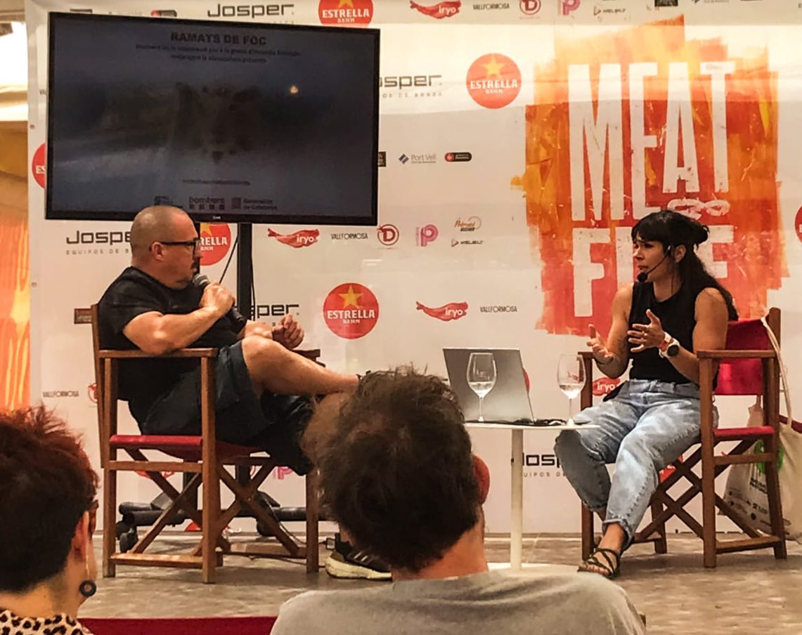 Contents d’haver participat a les converses 🎤 del #festival Meat&amp;Fire 🍖🔥 parlant sobre pastura i consum responsable per a la gestió del risc d’incendis forestals 🌳🔥🐐