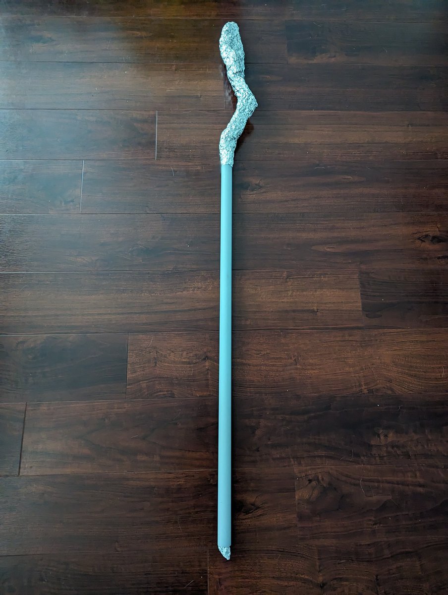 timeywimeytime's tweet photo. Ever since we started watching Frieren, I've been debating if I wanted to do Fern. Cuz I can easily do closet cosplay. So I started working on her staff. Day 1 of progress https://t.co/1QIAaQUhfC