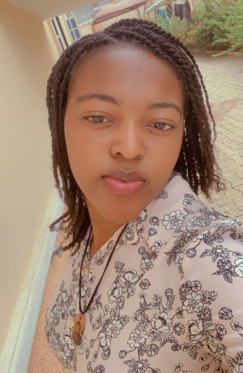 LilianOxyyyy's tweet photo. Hope you are enjoying your weekend.🌚
I'm spending mine in the hospital nursing pts.☺️
Wbu?🌚
#filteredface https://t.co/GJd3aYfSpT