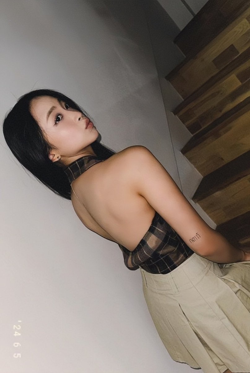 kpopsapphic's tweet photo. Dita (Secret Number) https://t.co/ErucW7rAZD
