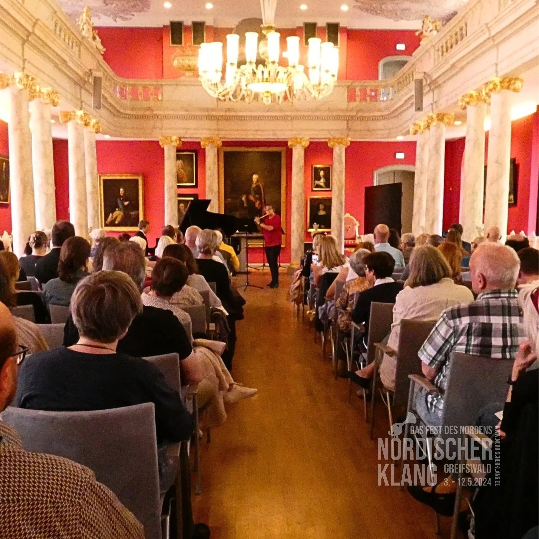 Am 9.5. kamen Fans von romantischer Musik voll auf ihre Kosten! Ob sanft, kraftvoll oder energetisch - die Lehrenden der fünf Musikschulen aus Hamar, Kotka, Lund, Goleniow und Greifswald präsentierten eine breite Auswahl an unterschiedlichen Stücken.
#nokl24
<a href="/uni_greifswald/">Uni Greifswald</a>
