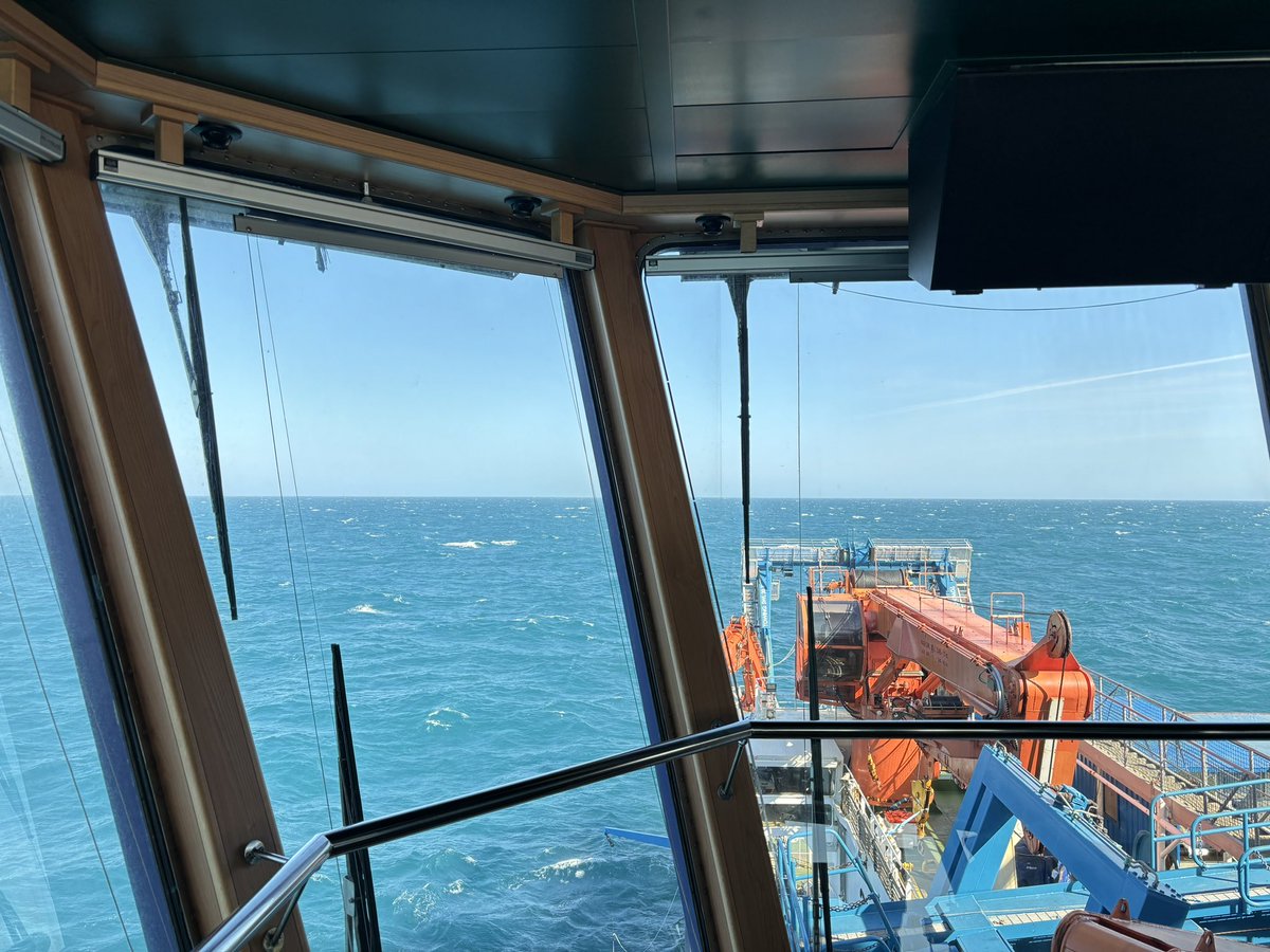 BenGOcean's tweet photo. Happy #WorldOceanDay from #DY180! Thankful for the opportunity to continue learning about our ocean and the plankton living in it today.  @LyellCentre @HeriotWattUni @biocarbon_nerc https://t.co/sRD8yFhE7K