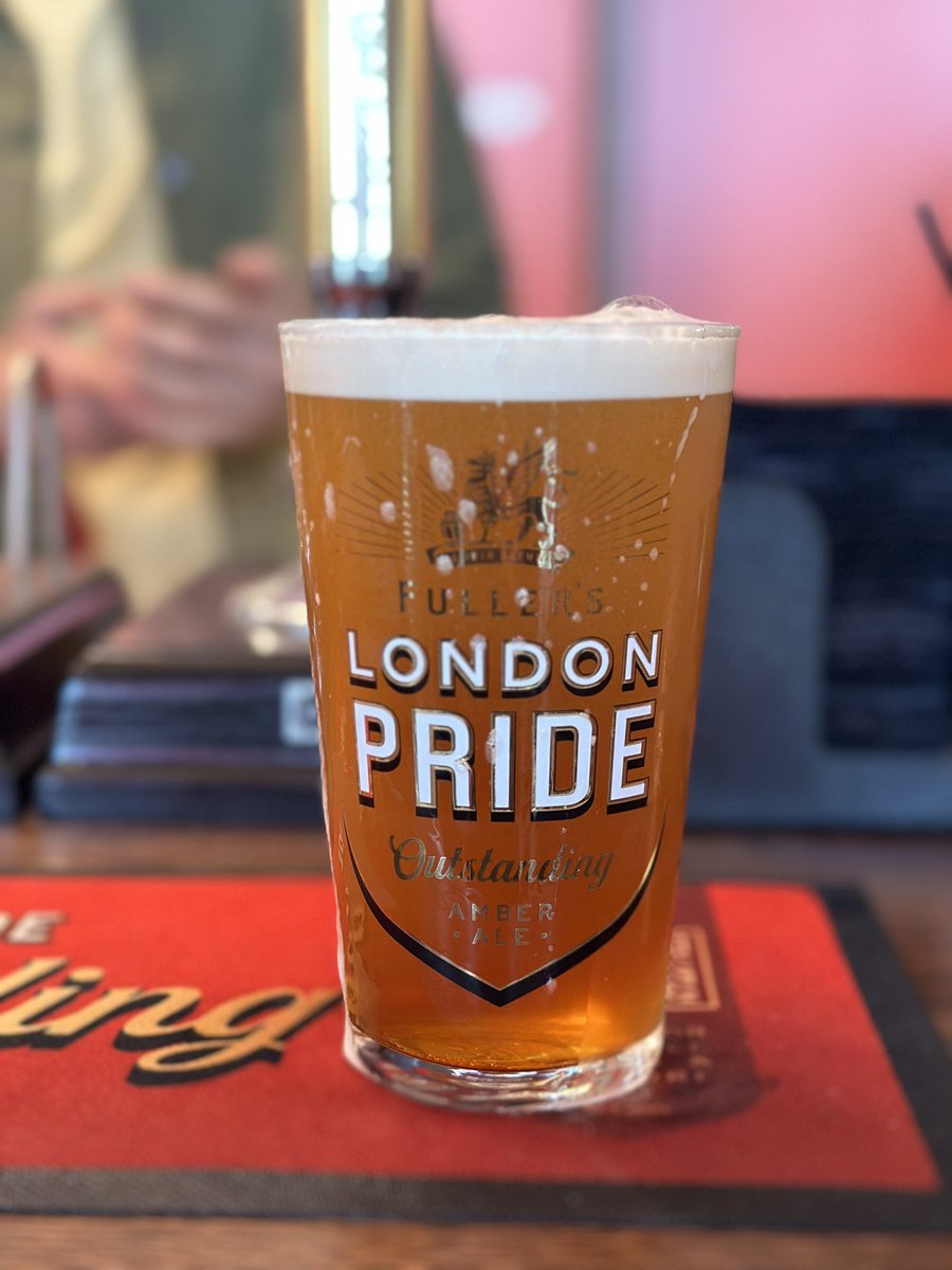 emmainchwriter's tweet photo. Getting ready to enjoy the @premrugby final at Twickenham. Massive thanks to @FullersBrewery
@AsahiUKLtd for the invitation! #supportwithpride https://t.co/D5EoGIpJmk