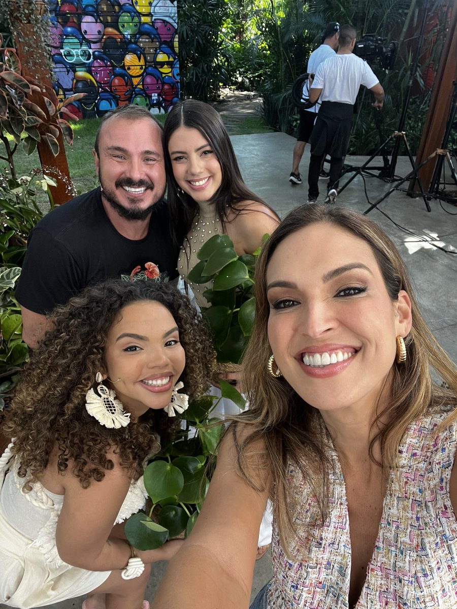 Elas ganharam plantinhas! 💚 Viva o verde!! <a href="/giovannapitel/">Pitel 🤏🏽</a> <a href="/nandabande/">Fernanda Bande 🐺</a> <a href="/edecasanasredes/">É De Casa</a>