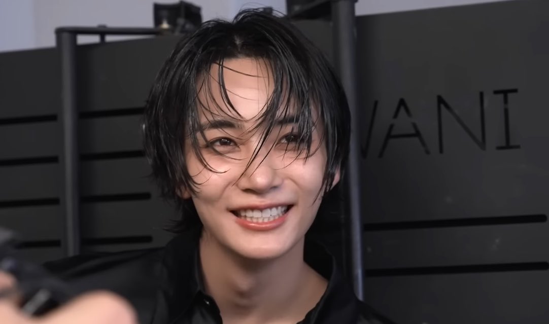 wonubliss's tweet photo. jeonghan 🖤 https://t.co/NjnrkbwutU