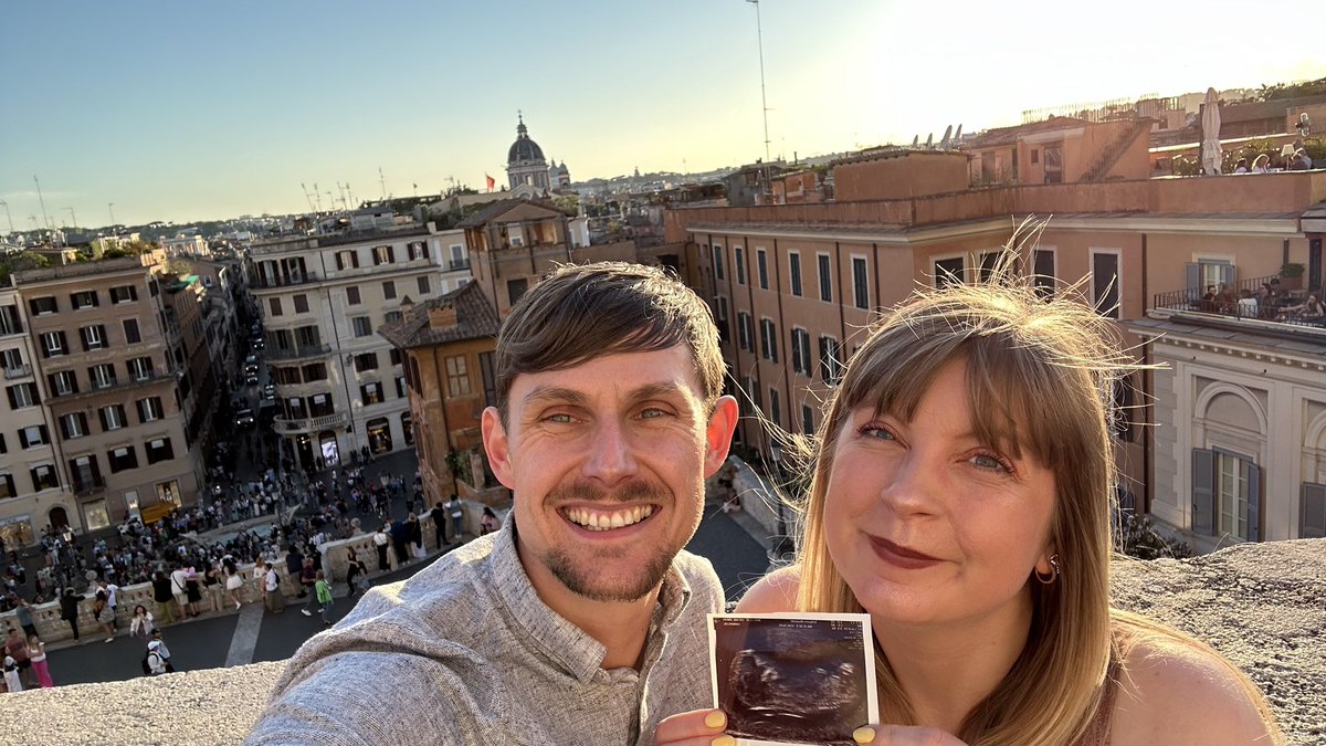 DontRachQuit's tweet photo. Future Mum &amp; Dad would love to announce that we are expecting Baby Howie this November 💙 https://t.co/OG5lJnvrS1