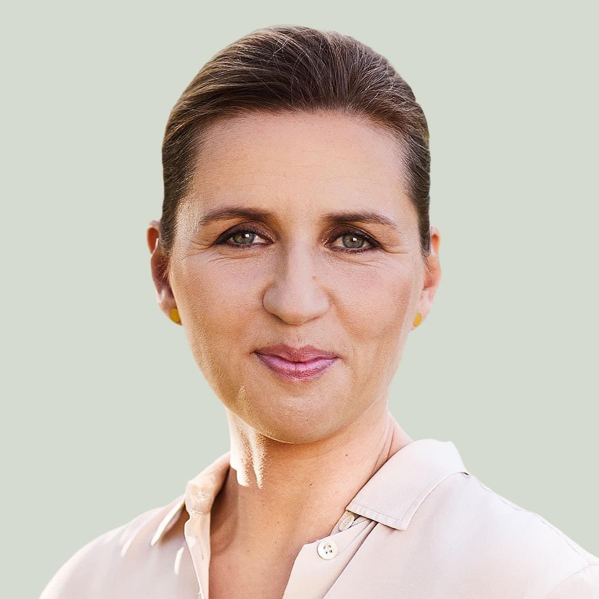 ChpTsed's tweet photo. 🇩🇰Vi er i TSED rystede over overfaldet på statsminister Mette Frederiksen, som fandt sted i går. Vold hører på ingen måde hjemme i et demokrati.
Varme tanker til Mette.
#mettefrederiksen @Spolitik #tsed #TyrkiskSocialdemokratiskEnhedIDanmark
#dkpol #euvalg https://t.co/0daZp4hcvC