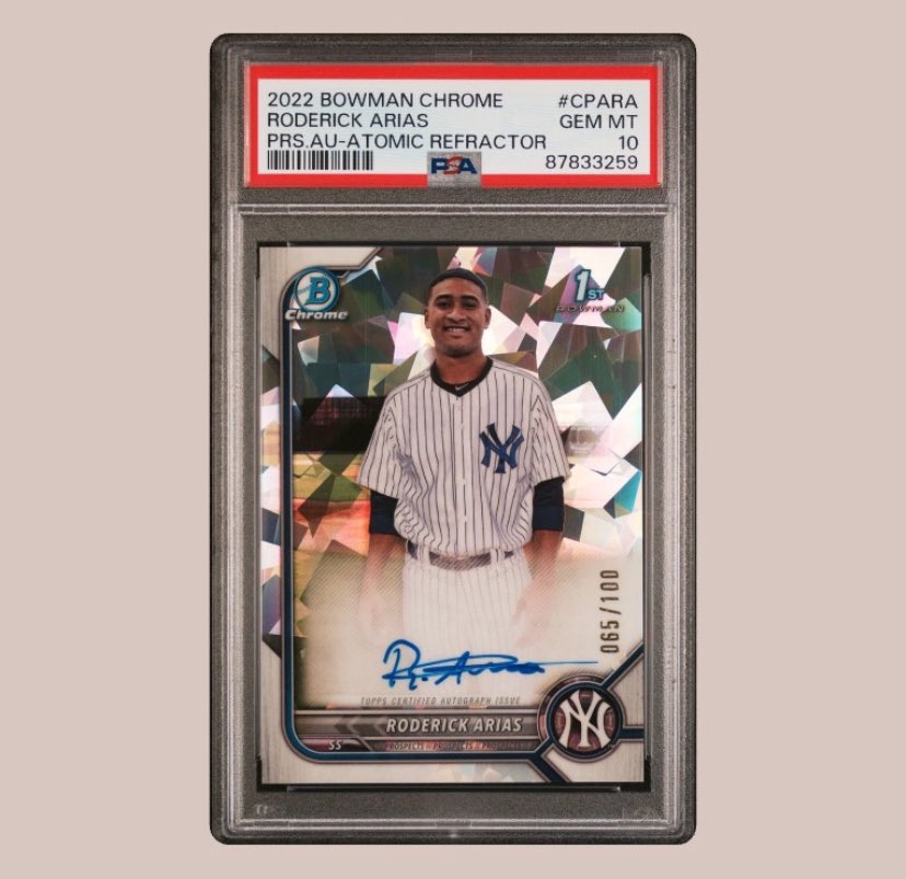 kb_3three's tweet photo. @midwestboxbreak Roderick Arias Bowman 1st Atomic Auto /100 PSA 10 - $600 offers open https://t.co/bcywYCv250 https://t.co/bRLfwO1Ary