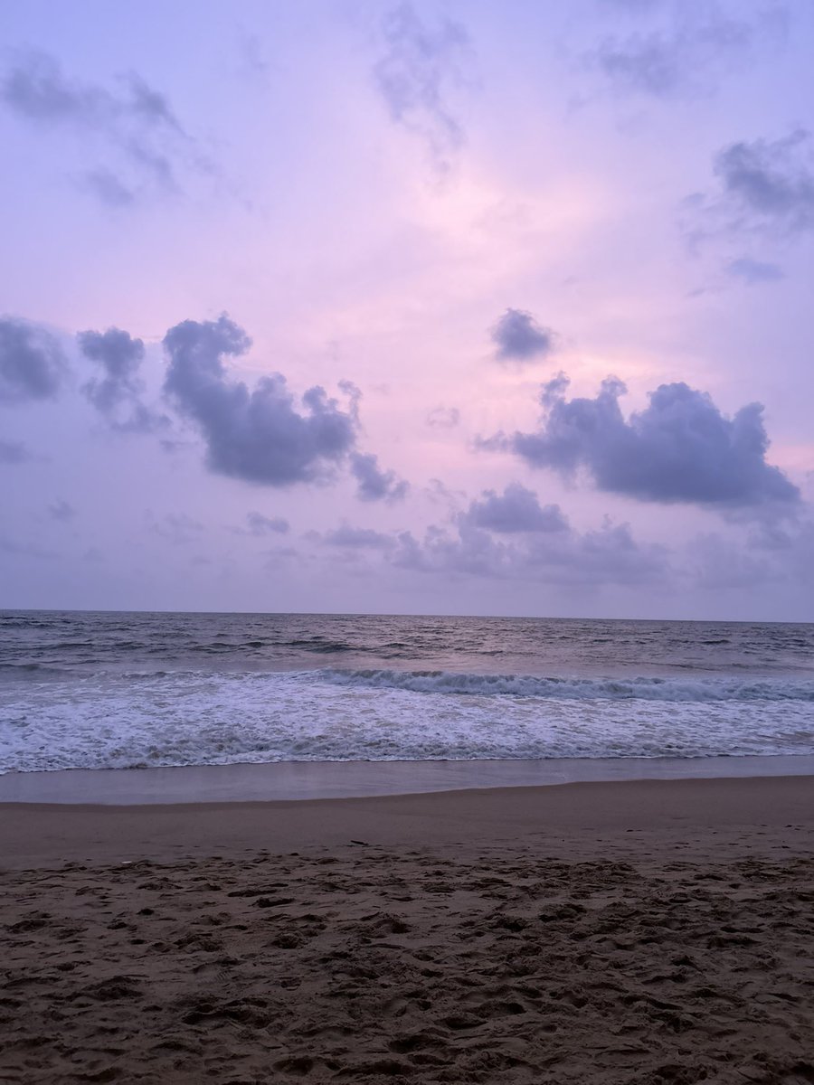 Saileedh's tweet photo. Aache din khatam🥹
#vacationover https://t.co/KLf6rz6eVf
