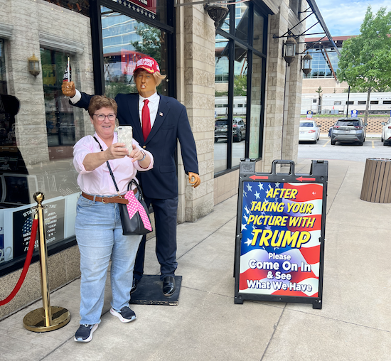 Truth_Substack's tweet image. thetruthabouteverything.com/post/the-wande…

The Wandering Jew wanders into Branson to catch the Presley Country Jubilee - and visit the Trumpiest store on the planet.