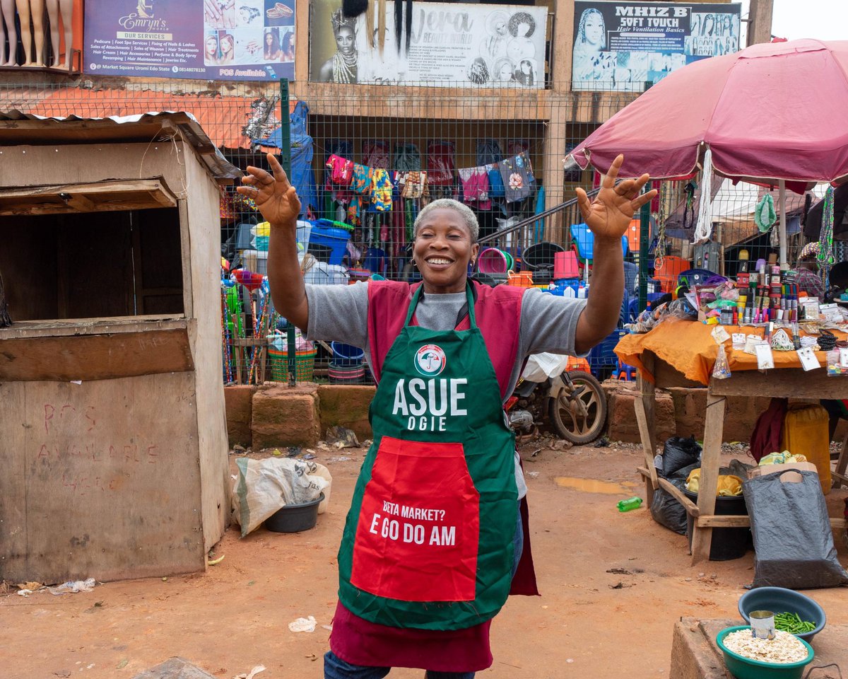 KIsenaibe's tweet photo. Asue Ighodalo Team Storms Ojeuromi Market in Uromi, Esan North East, Edo State for Market Campaign #AsueIghodalo2024 #AsueOgie2024 #EGoDoAm https://t.co/7KQftGBKqG
