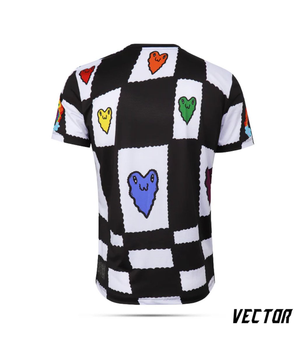 KaFreebies's tweet photo. As we Celebrate Pride🏳️‍🌈 ,
would love to gift 2 @KaFreebies this colorful shirt. 

Ends JUNE 15  
RT❤️ comment your size

https://t.co/iIoJP4BpHN https://t.co/qJk7LKha9B