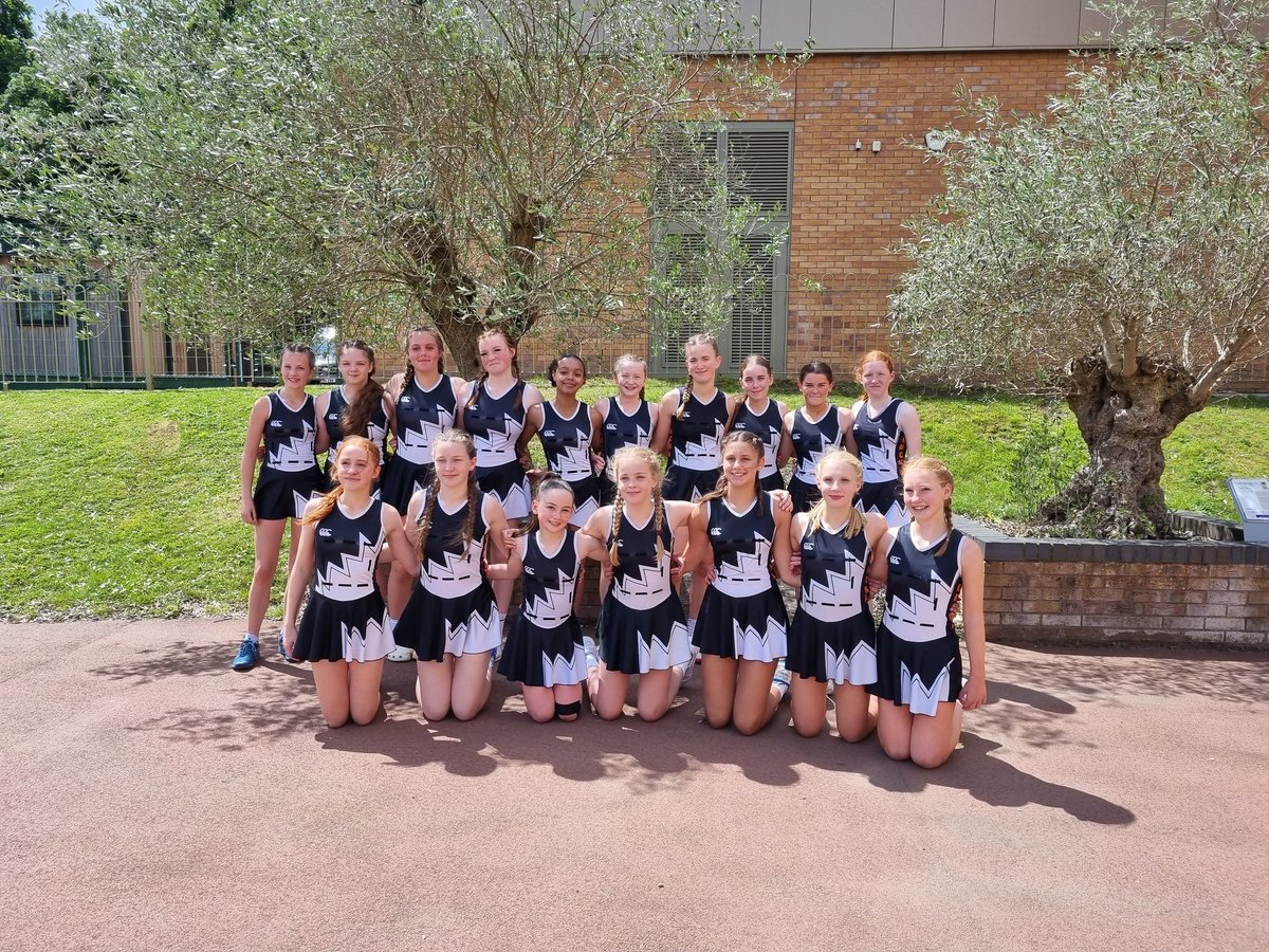 Today was the final play day for GMCNA u13s, hosted by Merseyside. A fantastic day of netball with lots of talent on show.  Lily has had the best time being a part of this squad! 🧡🖤🏐
<a href="/GMCNA1/">GMCNA1</a> <a href="/TamesideNC/">Tameside Netball Clb</a> <a href="/ALLSAINTSCCPE/">ASCC PE</a>