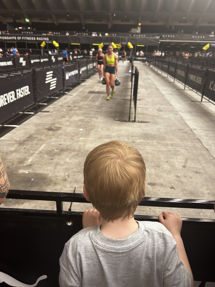 Derek Crilly tweet media