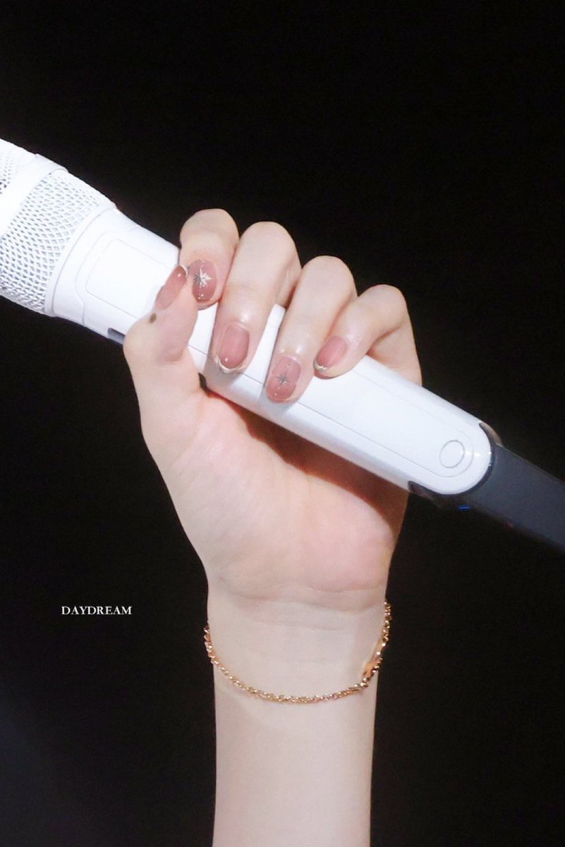 최 종 ㅈ ㄴ 붕괴라 그 어떠한 주접도 안 나오는 중