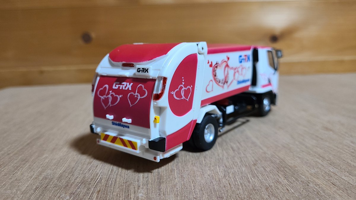 ⭐️非売品⭐️ShinMaywa G-RX 1:43 スケールモデル 先日購入した新明和G-RXの1/43スケールモデルカー さすがメーカーの