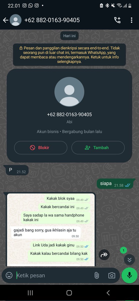Chocomilkyee's tweet photo. kocak anjir org ini, pdhl udh gua cancel krna dia nipu, smpt gua bayar jg lah malah ngechat lg https://t.co/3BrQL3SSC8