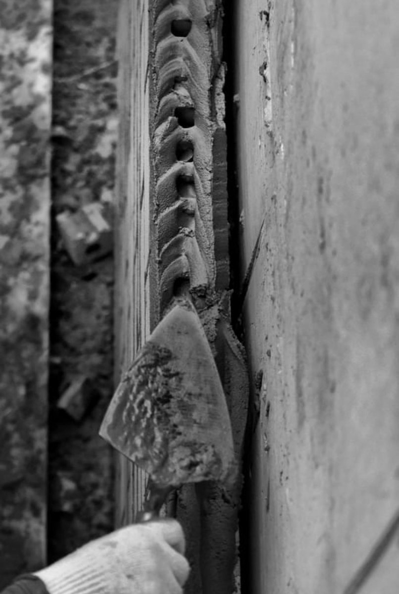 b_wpics1204's tweet photo. June 7th 2024
Construction Workers
©️ stephen uhraney photo
@FRAMSlokker 
#brightwater

#photography #photographer
#documentaryphotographer
#construction #monochrome
#blackandwhitephotography
#buildingcommunities #everydaylife #stories #trades #liuna183 #liuna https://t.co/PNhId9poJU