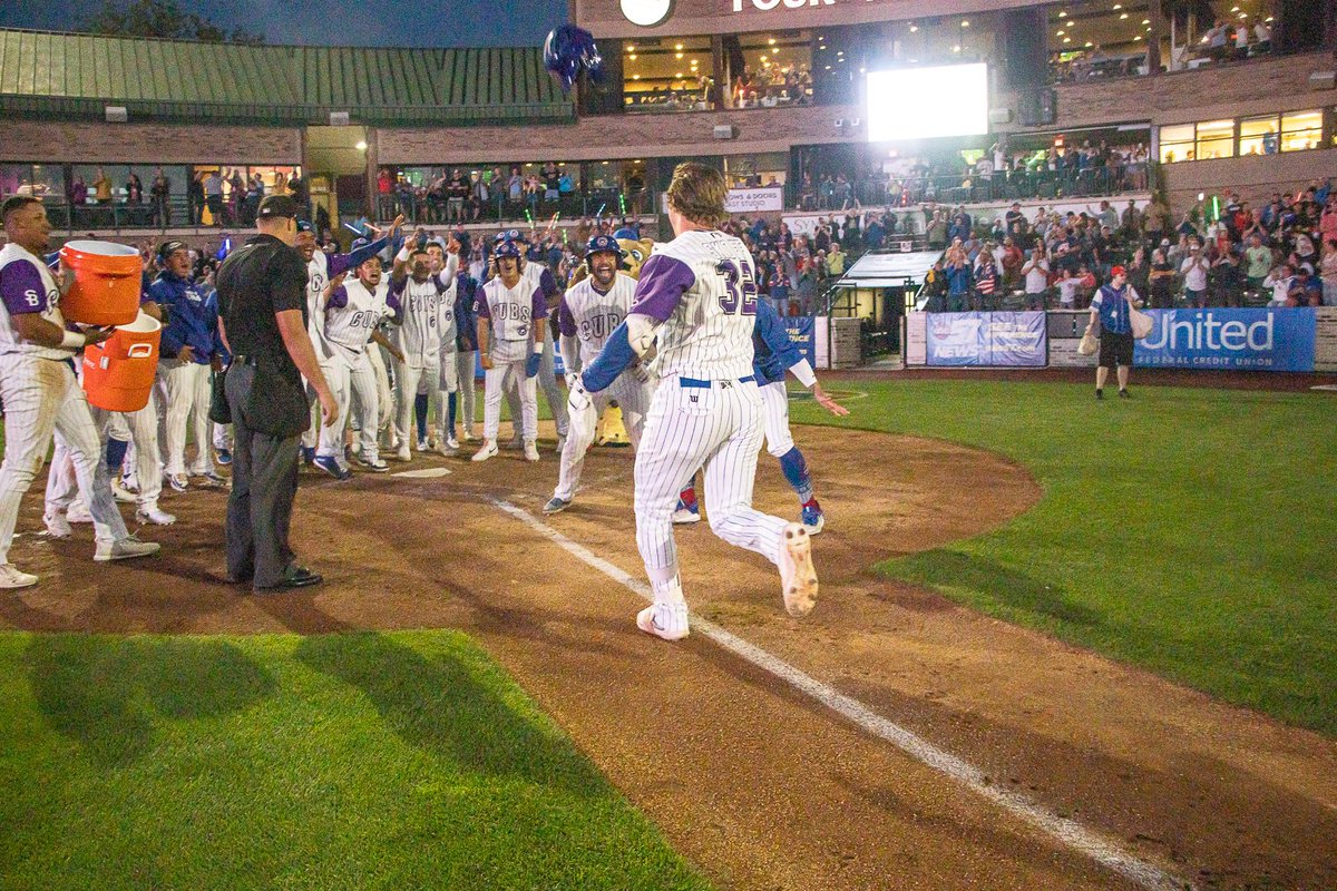 Ethan Levy tweet media