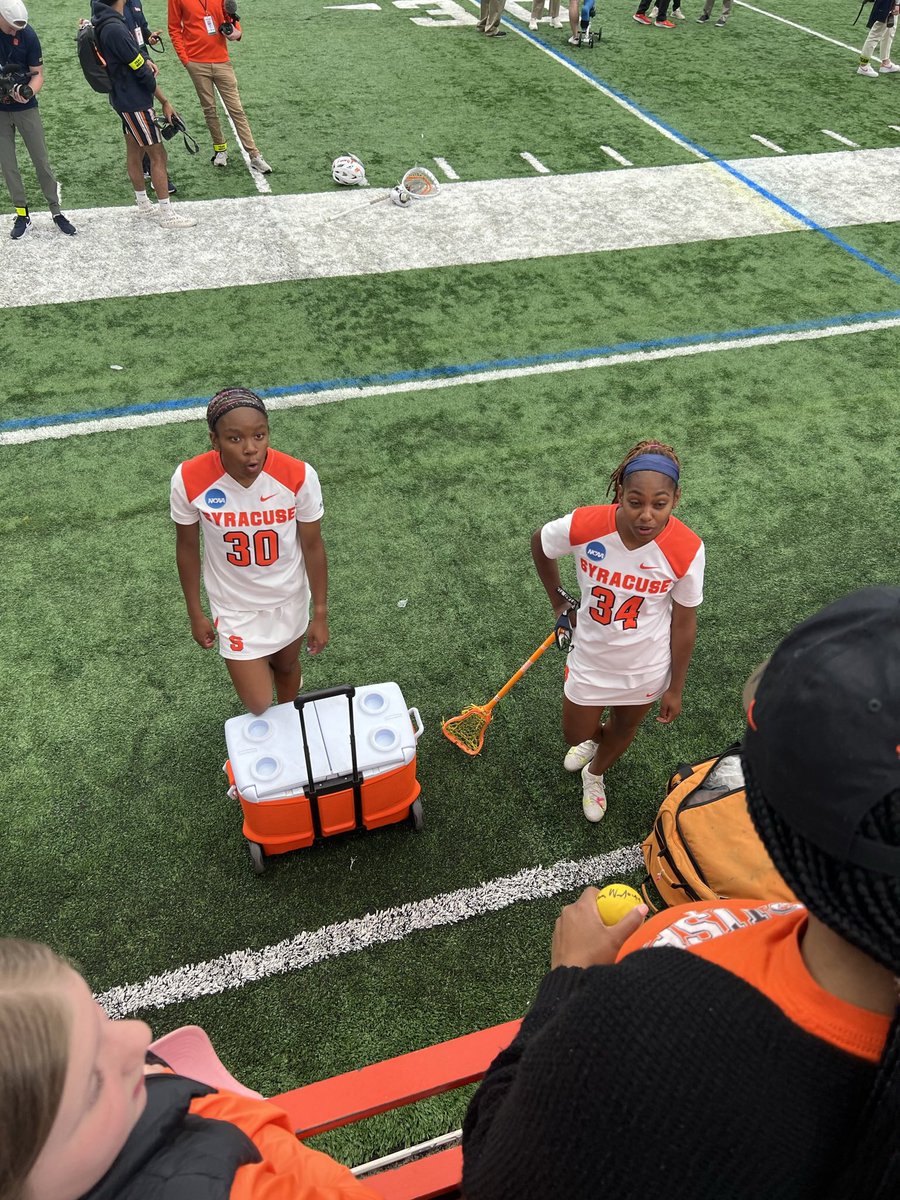 CoachDjones03's tweet photo. No 1 but God can control their impact on this game.A father came up 2 them after the final 4 game with tears in his eyes.He said thank U both so much 4 showing my daughter that someone who looks like her can play this game at the highest level. IN HIS 🫴🏾 @ChloeBJones1 @sjclark143 https://t.co/bxruXVUqcJ