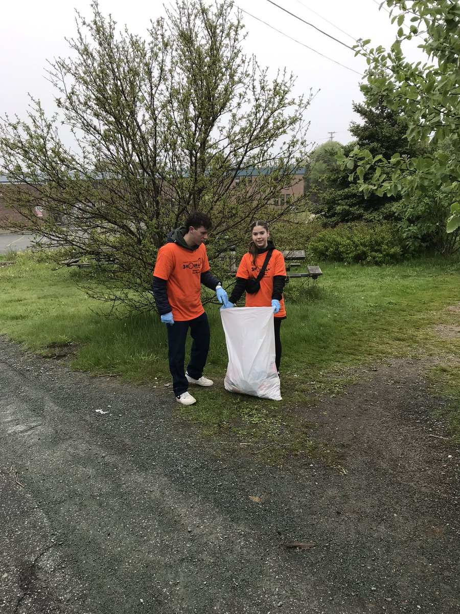 TownofCBS's tweet photo. #3HourChallenge having fun while working hard 😊 https://t.co/5LBnlTZ0C1