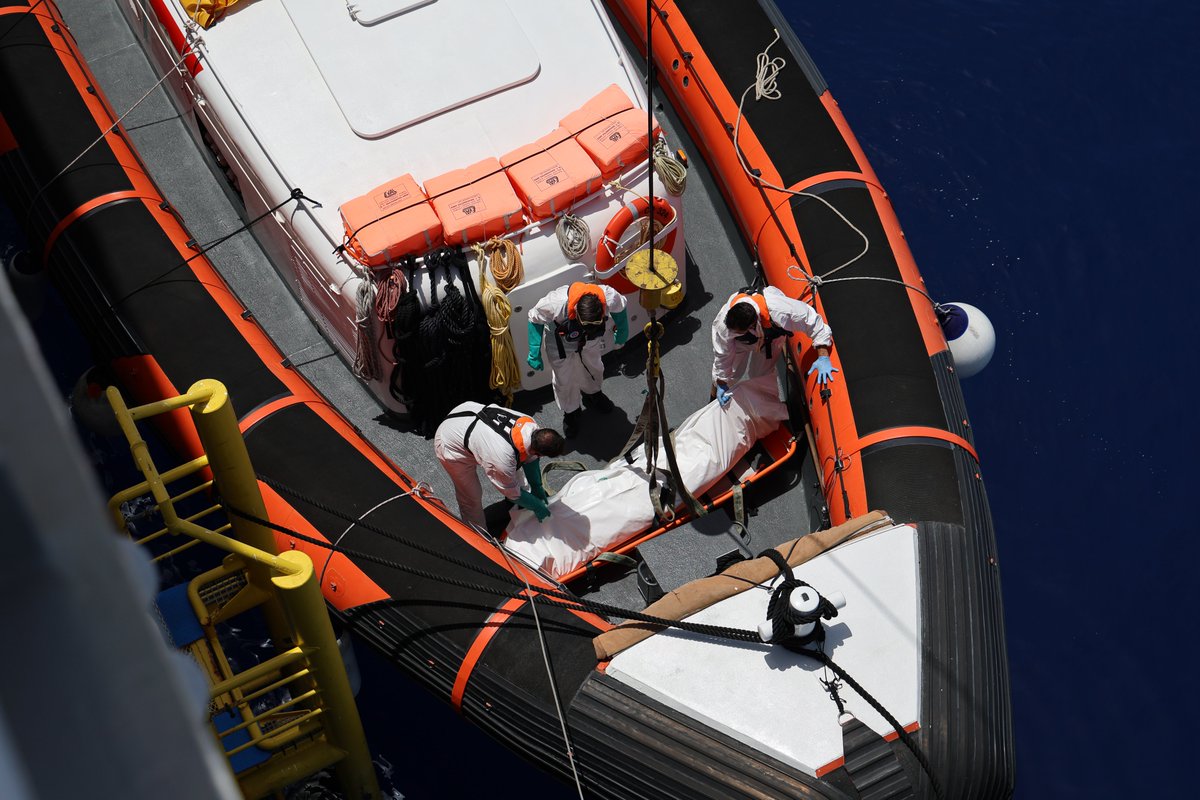 MSF_Sea's tweet photo. 🟠UPDATE
The 11 bodies recovered from the #sea yesterday were transferred to a @guardiacostiera vessel near #Lampedusa, after instructions from the #Italian authorities.

#GeoBarents resumed navigation towards the distant port of #Genova to disembark the 165 survivors onboard. https://t.co/UPVD3t8FVw