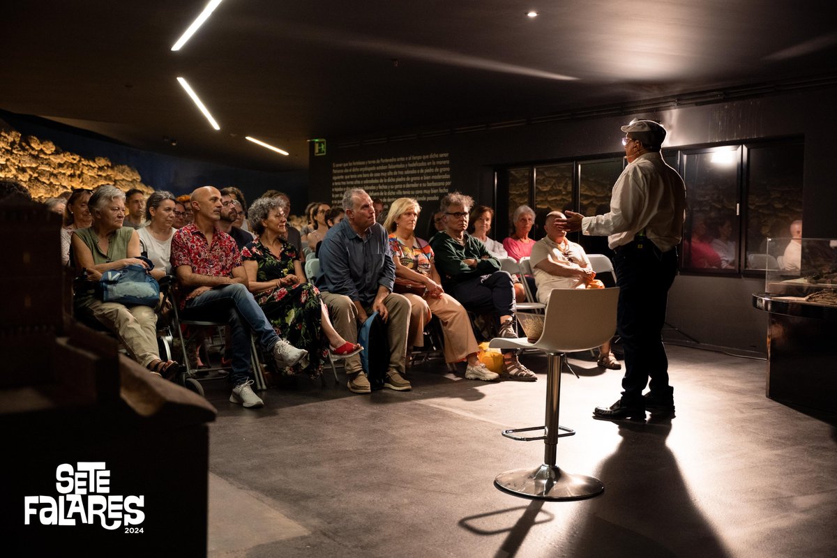 setefalares's tweet image. O venres 7 de xuño percorremos moitos lugares grazas as historias de @erabad_escritor
setefalares.eu/programa-2024/
#Noga #narracionoralgalega #narracionoral #setefalares @pontevedrate
📷 @_Aporima_