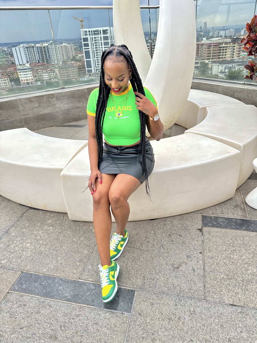 djbee254's tweet photo. Little miss get it done 💚💛💚. https://t.co/vu4Z3RUPF5