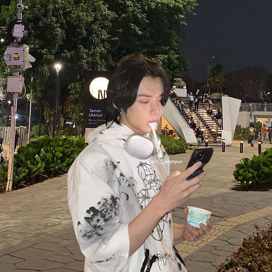 aceL bnuy (Iyon's version) tweet media