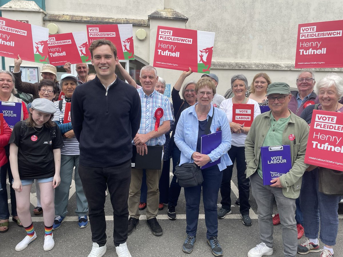 Great support for <a href="/TufnellHenry/">Henry Tufnell MP</a> and <a href="/WelshLabour/">Welsh Labour</a> in Pembroke today with lots of doorstep conversations
