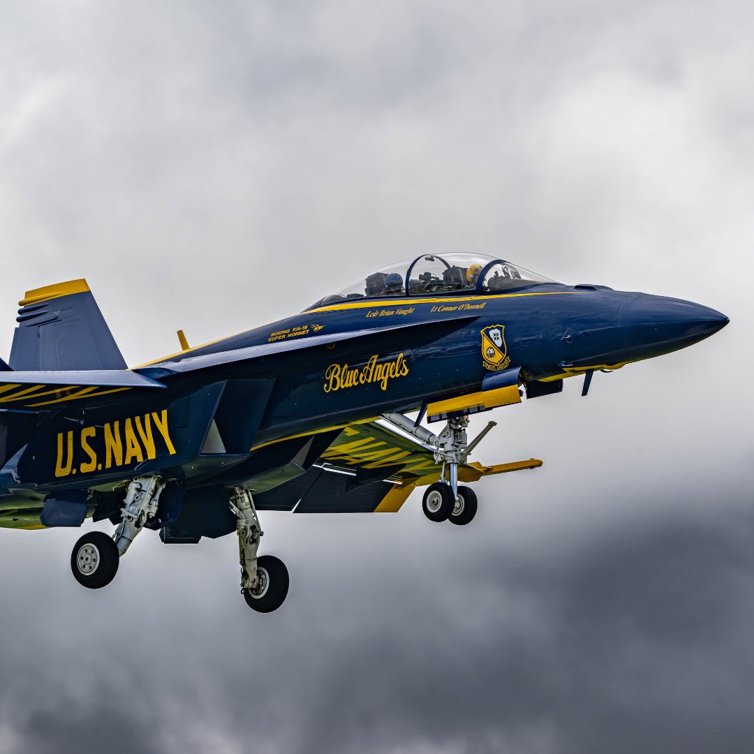 GATES ARE OFFICIALLY OPEN! 🥳 

Apologies for the delay! Check out all the aircraft displays and #STEM exhibits before the first flights begin at 11:30! We cannot wait to see you very soon!