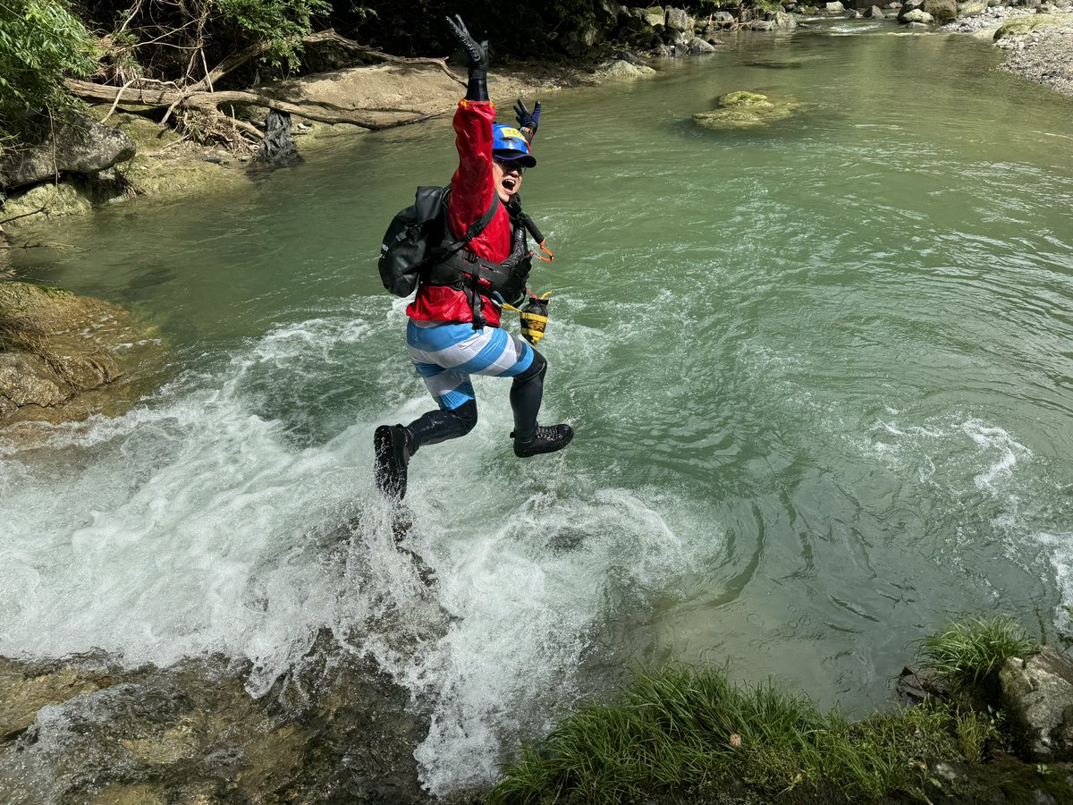 GoNature30132's tweet photo. 暑い日はシャワクラ！
#gonature #ゴーネイチャー #シャワークライミング #showerclimbing #熊本 #kumamoto_japan https://t.co/Pe7iYFFbxX