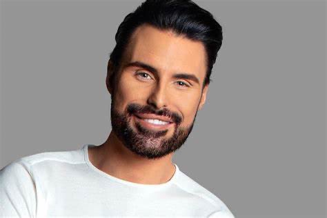EuroRiffs's tweet image. I got a crazy phone call at 6am asking if I wanted to jump on RylanAir flight to Rybiza again! Why yes producer Si don’t mind if I do!!! Tune in to BBC RADIO 2 today for Rylan on Saturday to hear me chatting to Rylan who has officially dubbed me EUROVISION SUZIE!!!