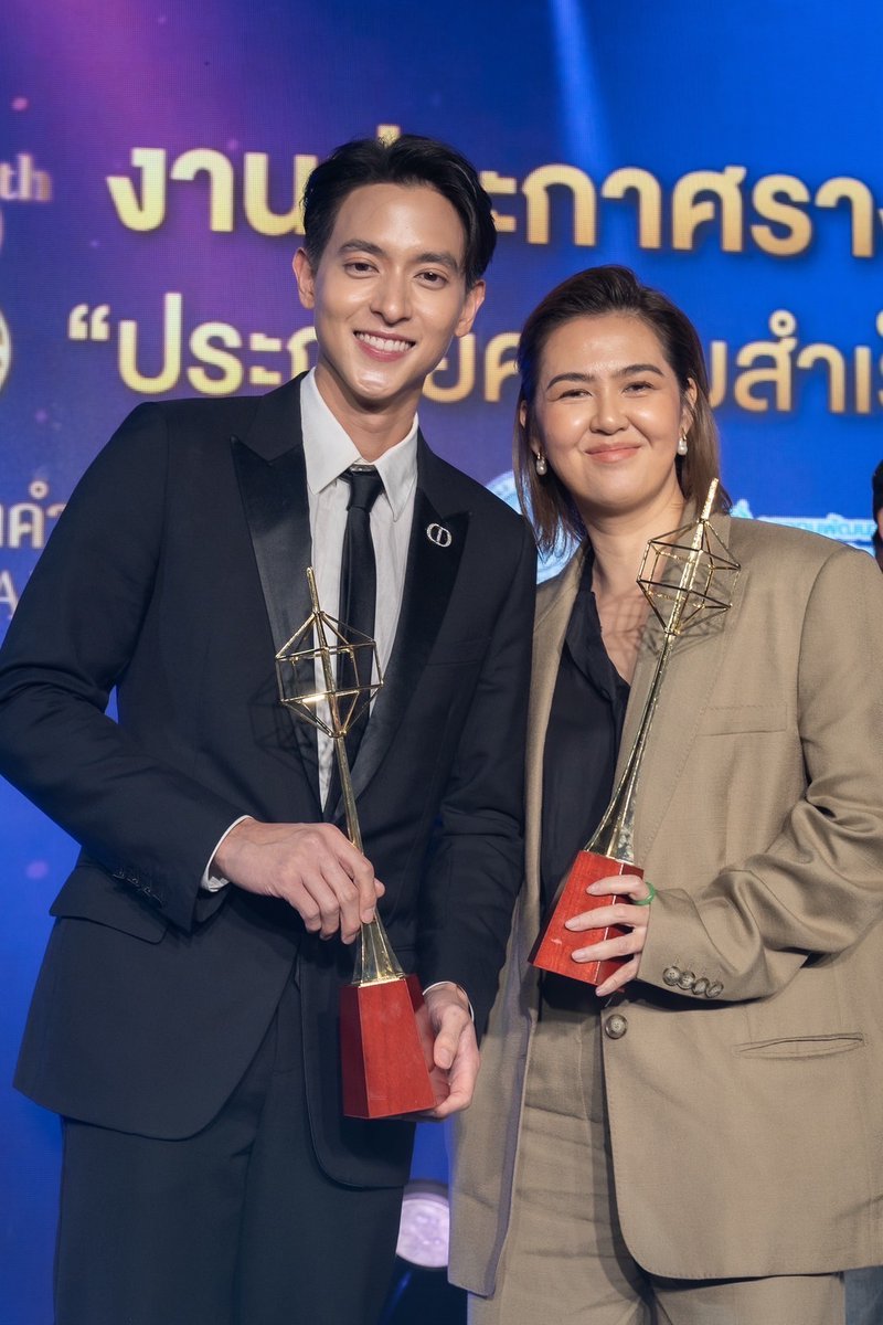 Maker_Family's tweet photo. งานประกาศผลรางวัลโทรทัศน์ทองคำ ครั้งที่ 38 ประจำปี 2566 #MakerY #มาตาลดา ได้ “รางวัลละครสร้างสรรค์สังคมดีเด่น” และ “น้องเจมส์-จิรายุ” ได้”รางวัลดารานำชายดีเด่น“ จากบทหมอปุริมค่า 

เทปบันทึกภาพงานได้เวลา 22.30 น. ช่องTrue4U ช่อง24 ค่า https://t.co/I9yppiuWbN