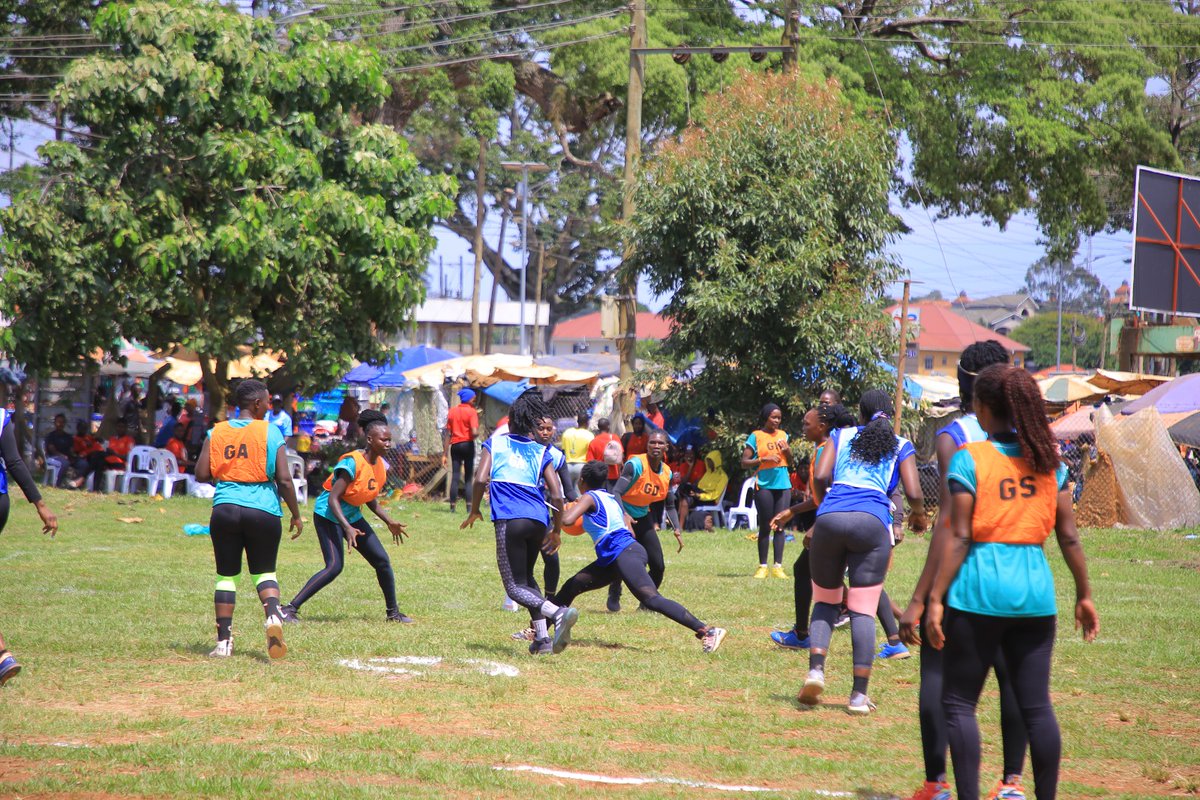 The Uganda-Kenya Youth Outreach Program enters its final day here at Works Ground,Wakiso District, Uganda.Follow the live proceedings on our YouTube Channel to witness this exciting event!
Link:youtube.com/live/l11VpBILz…
#OneLifeOneNation
#NYCAmplifyingYouthVoice 
#BorderlessAfrica