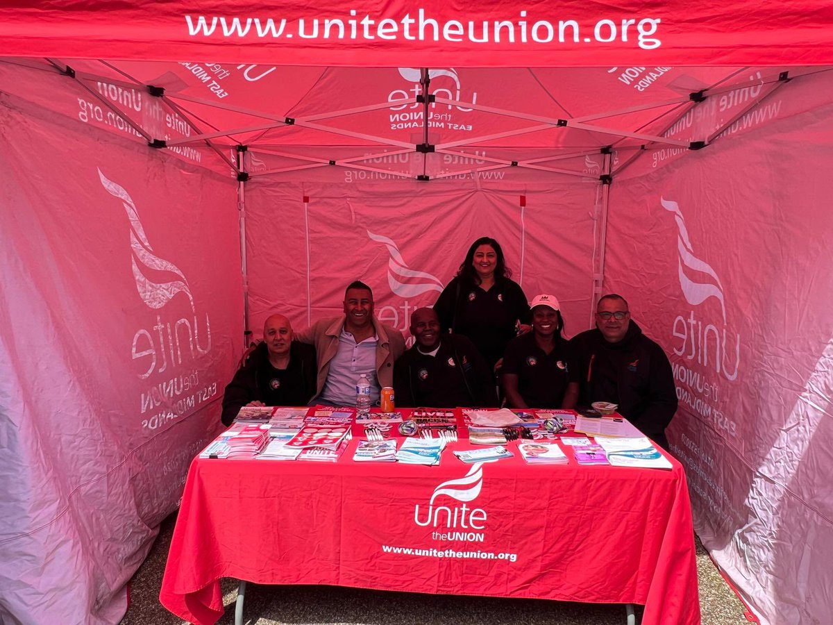 UniteEastMids's tweet image. Our Unite East Midlands BAEM Committee were joined by our Regional Secretary @PPatelUnite at Leicester’s Africa Fest today.

The festival promotes community cohesion and inter-cultural education and celebrates Leicester’s proud heritage of resistance to racism.

#AfricaFest