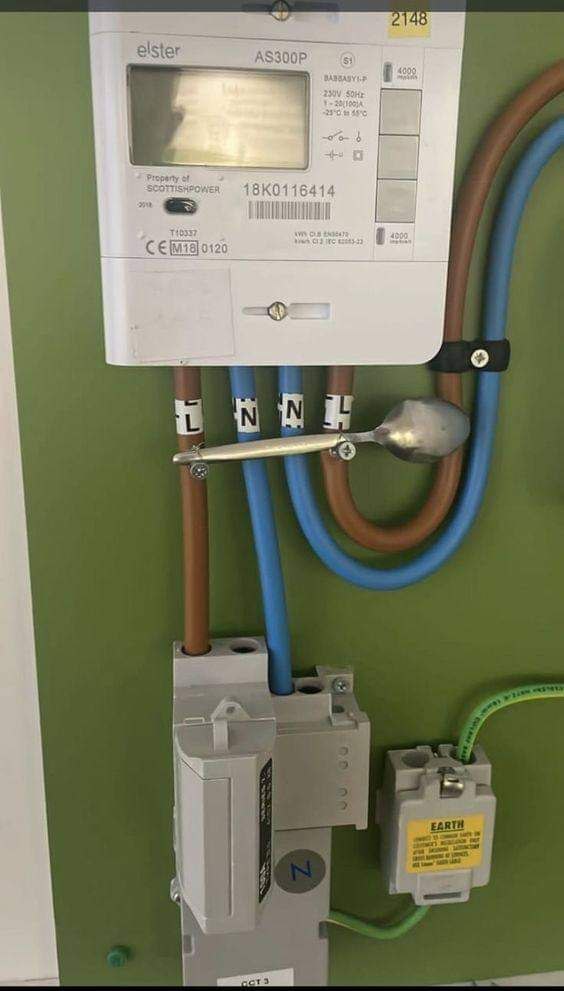 Si es que la gente se supera por días🤣

Favor de NO HACER ESTO NUNCA ⛔